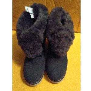 Australia Luxe Collective Genuine Sheepskin Suede Gray Boots Sz 10M New.